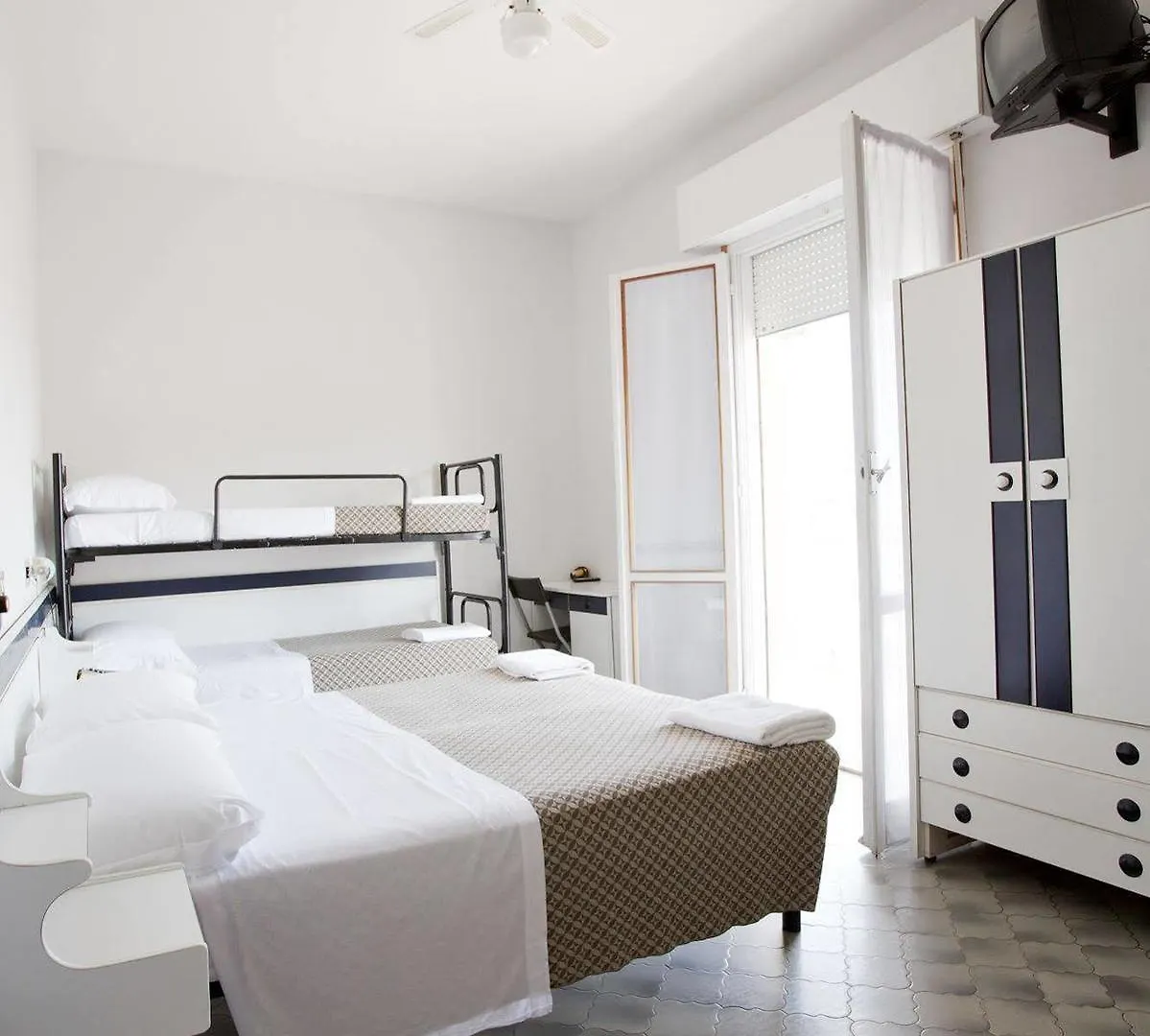 Hotel B&B Avana Lido Di Savio 3*,  Italy